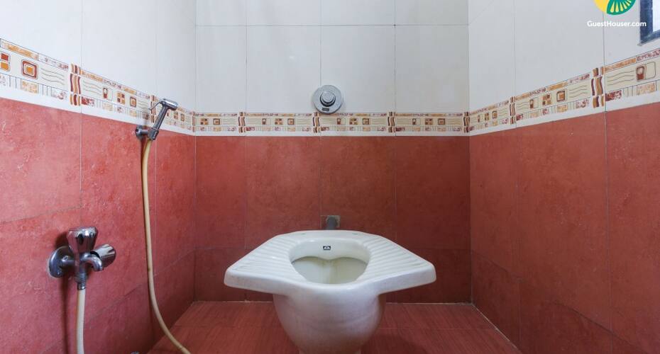 Dorm for a solo traveller, Navi Mumbai 5